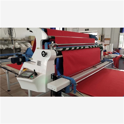 Tooling and labor protection clothing stretching machine